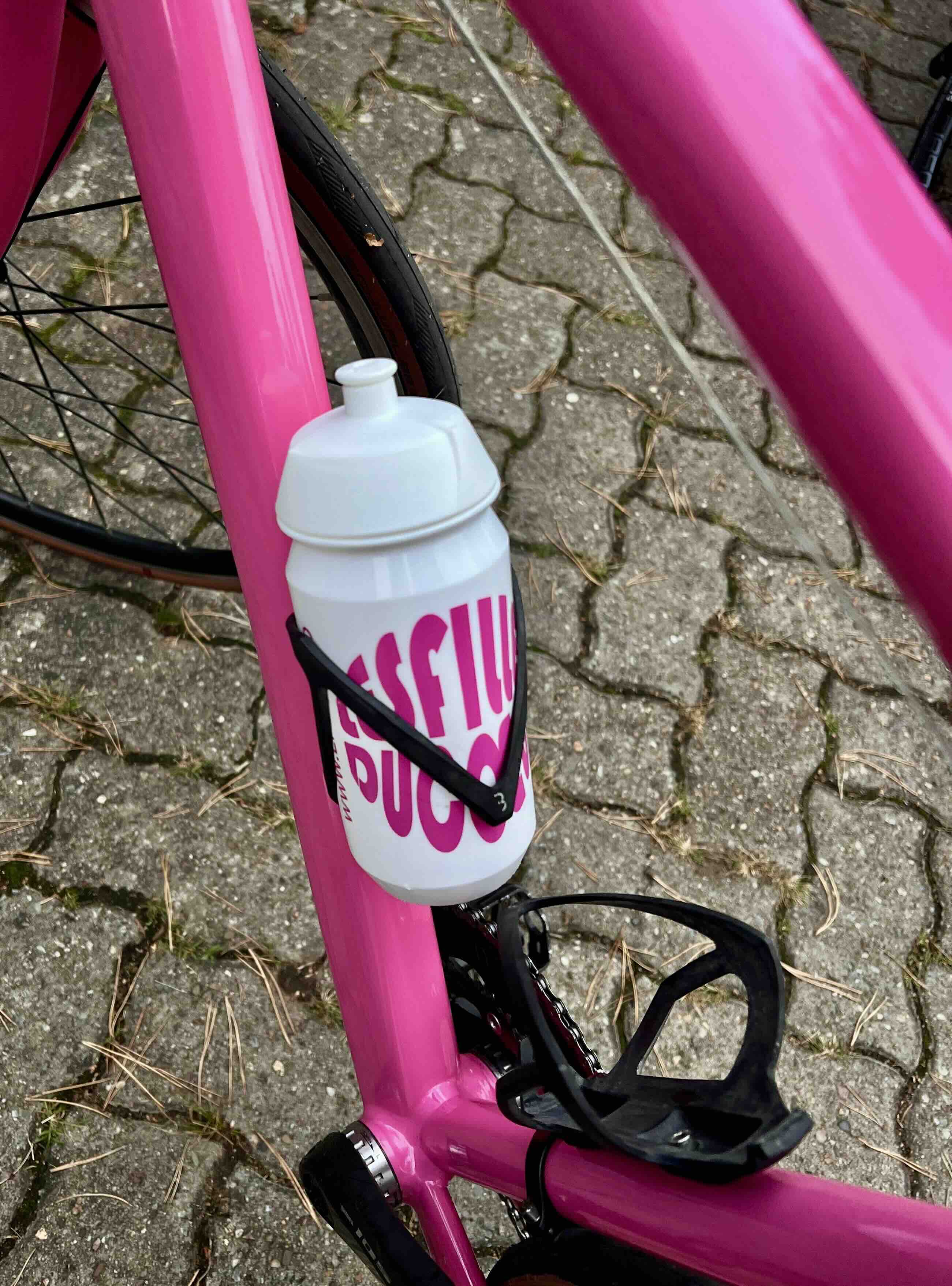 trinkflaschen rennrad Trinkflasche 500 ml Color:STD Sunrise / Orange Radsport: Fahrradbekleidung von MACCIAVELLI pedalboard buffer solution