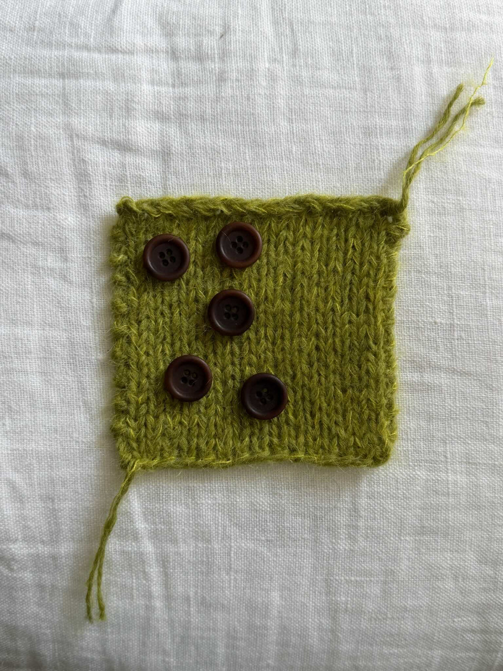 Garnset "Collar Coeurdigan"