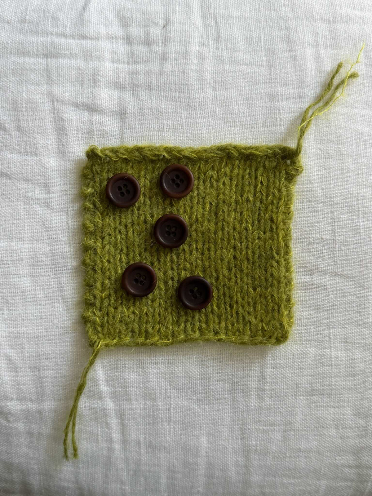 Garnset "Collar Coeurdigan"