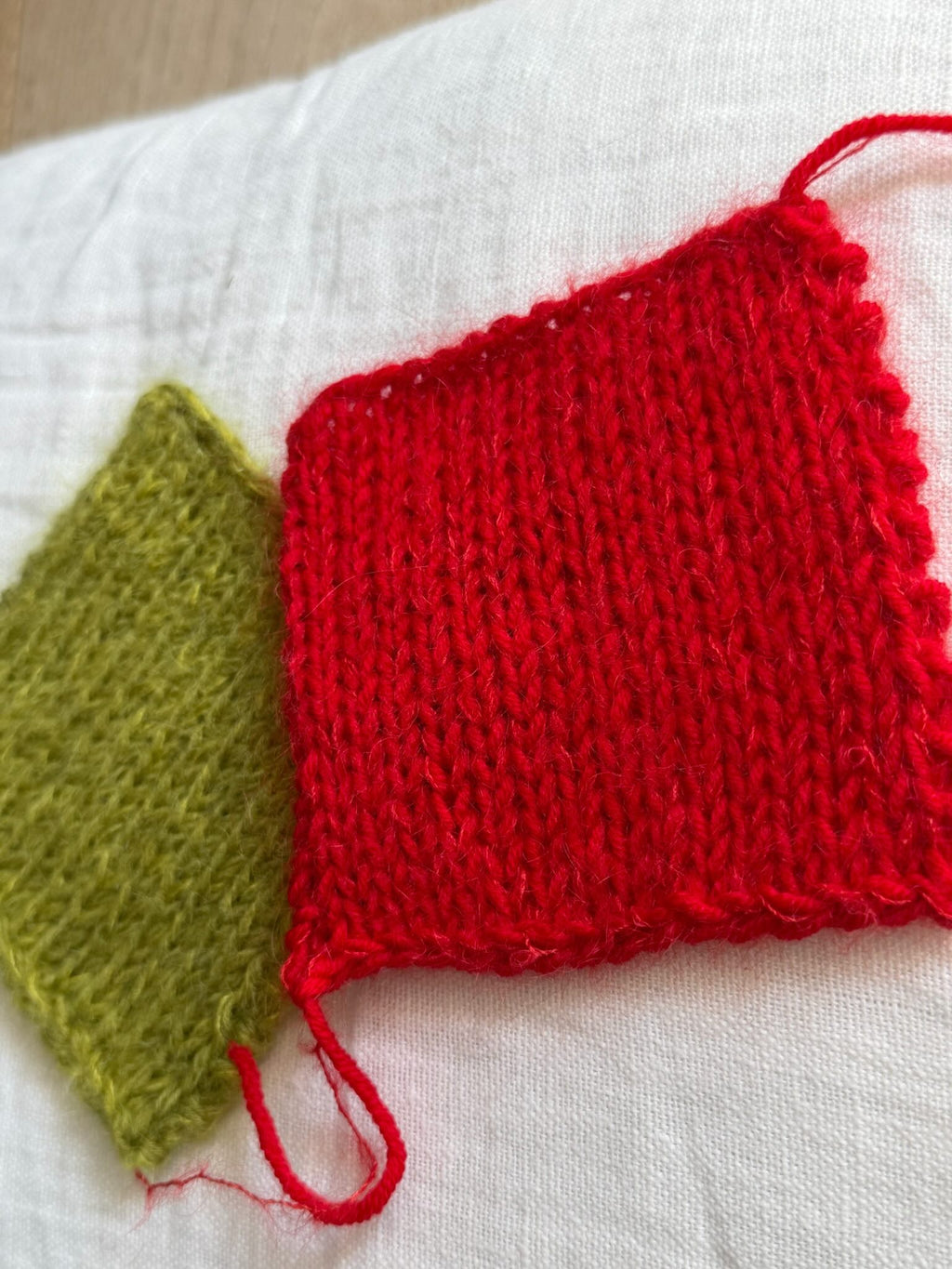 Garnset "Collar Coeurdigan"
