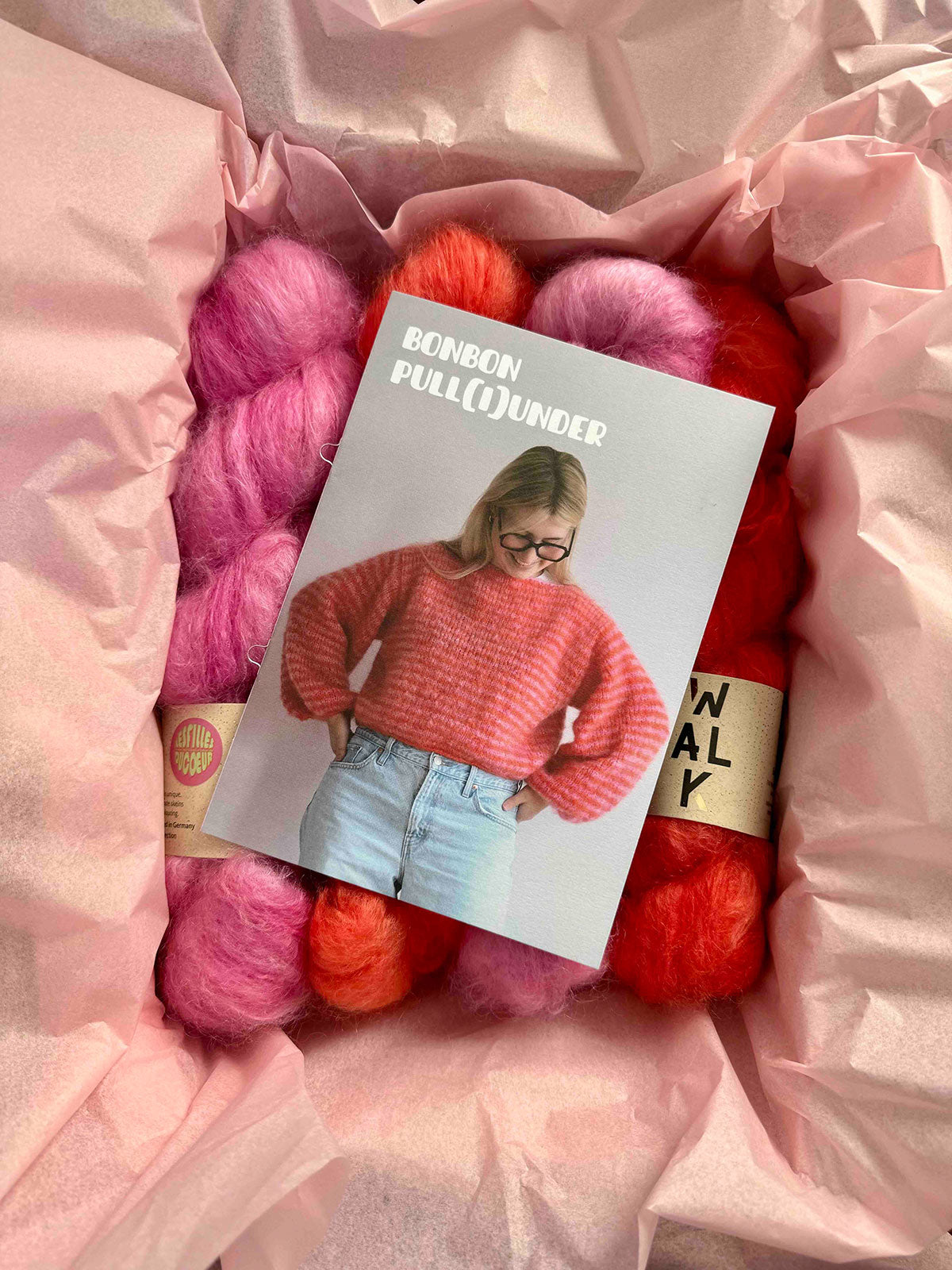 Yarn set "Bonbon Pull(i)under"