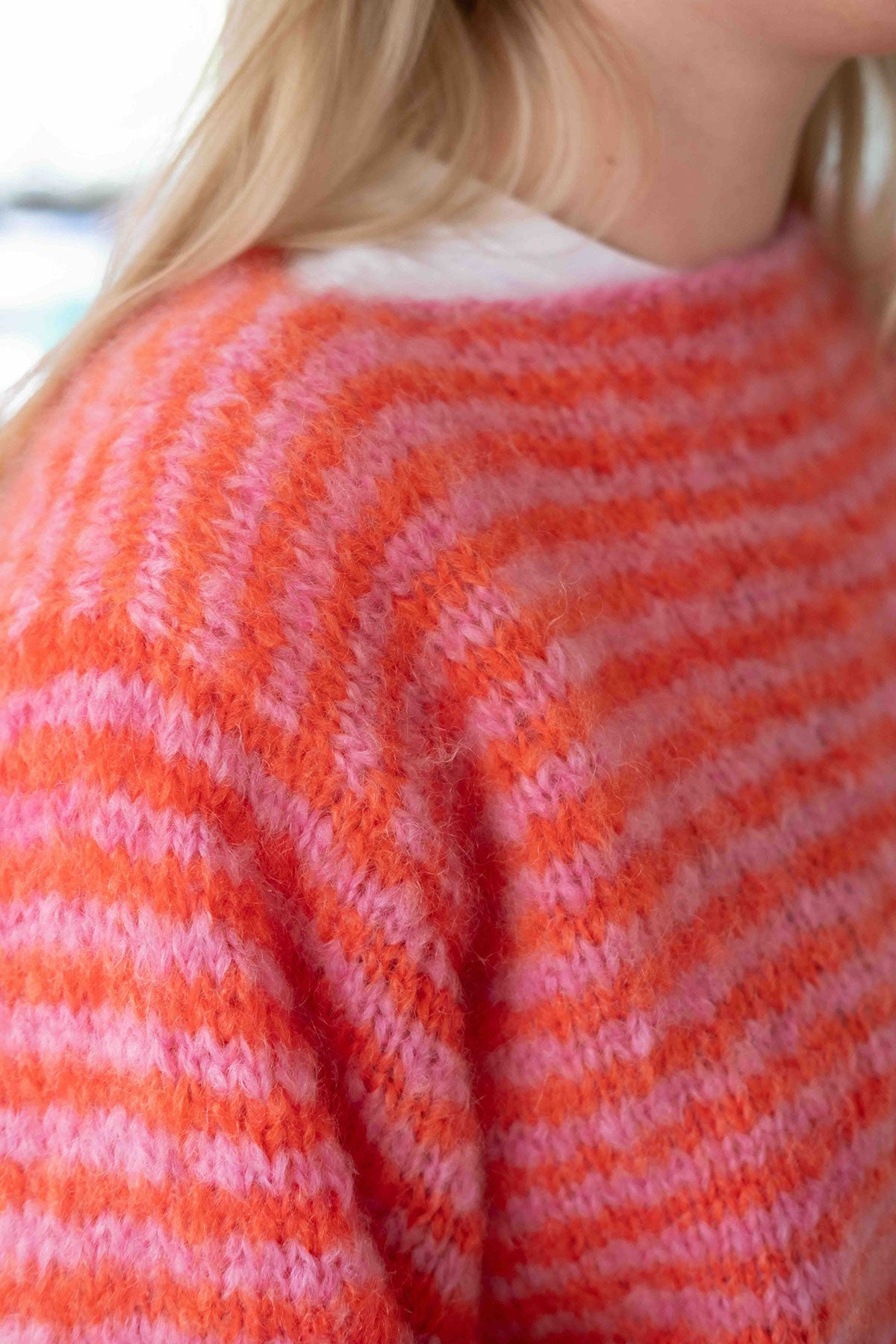 Strickanleitung "Bonbon Pull(i)under"