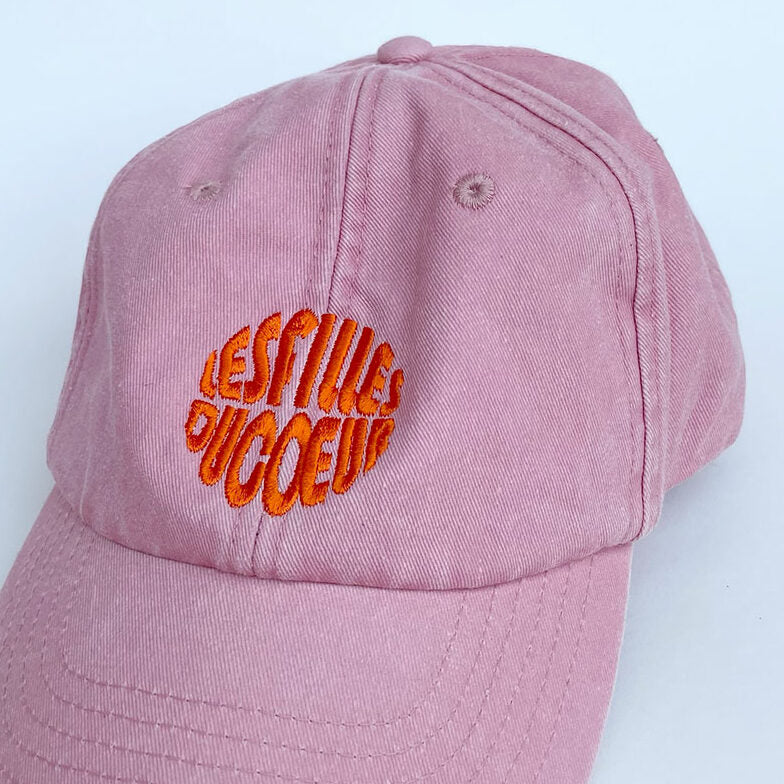 Bestickte Schildkappe Lesfillesducoeur