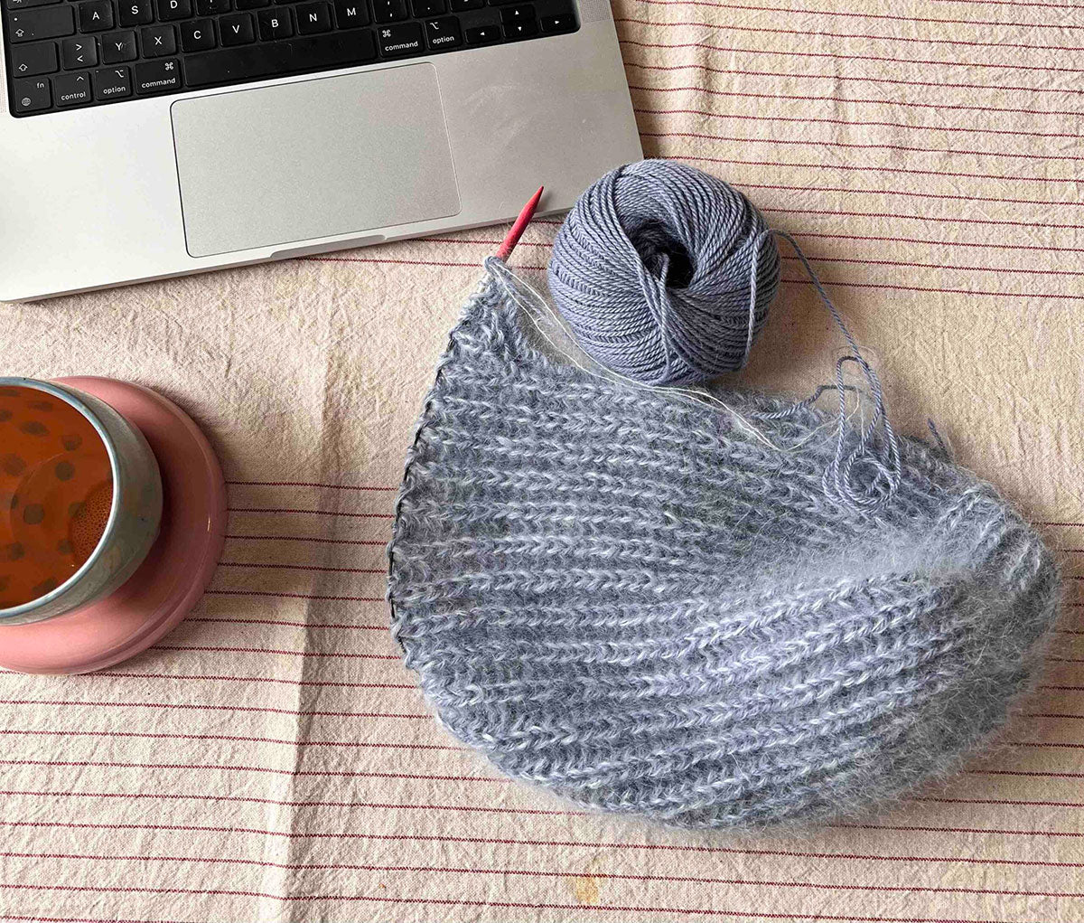 Garnset "Dally Balaclava"